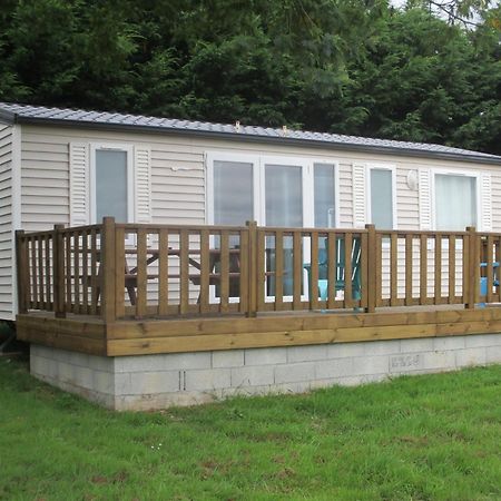 Les Mobile Home De Kerroyal Garlan Eksteriør bilde
