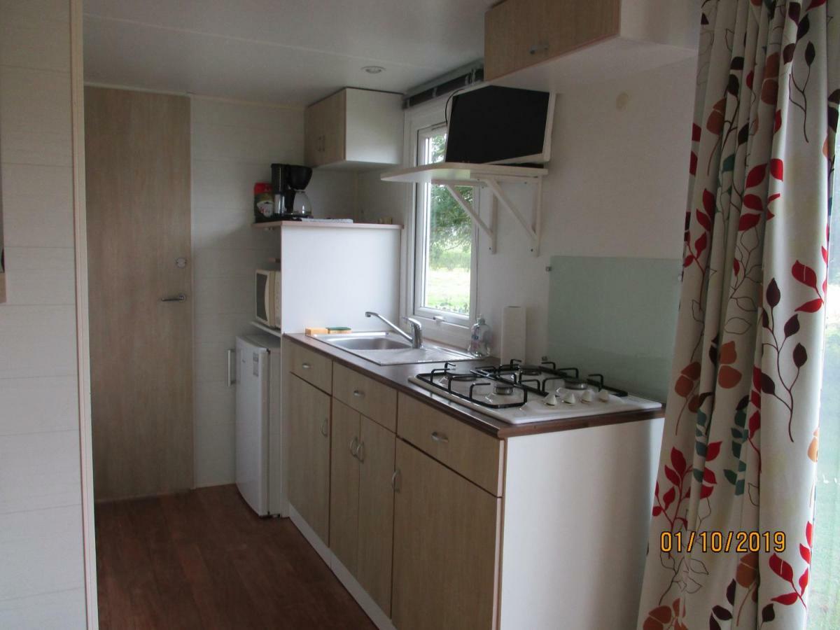 Les Mobile Home De Kerroyal Garlan Eksteriør bilde